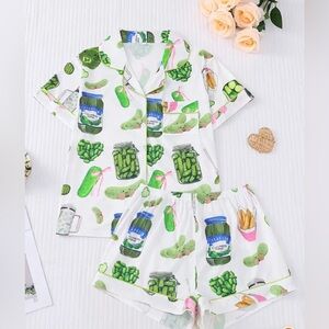 NWT Women’s Pickle Patterned Lightweight Pajama Set